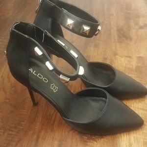 Aldo black heels